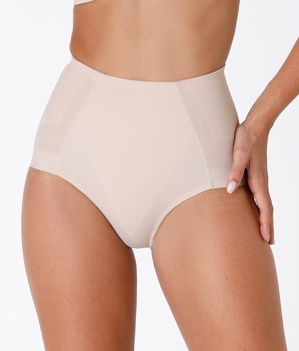 Lovable The Celebrity Secret regular waist girdle in skin. Medium-high containment.