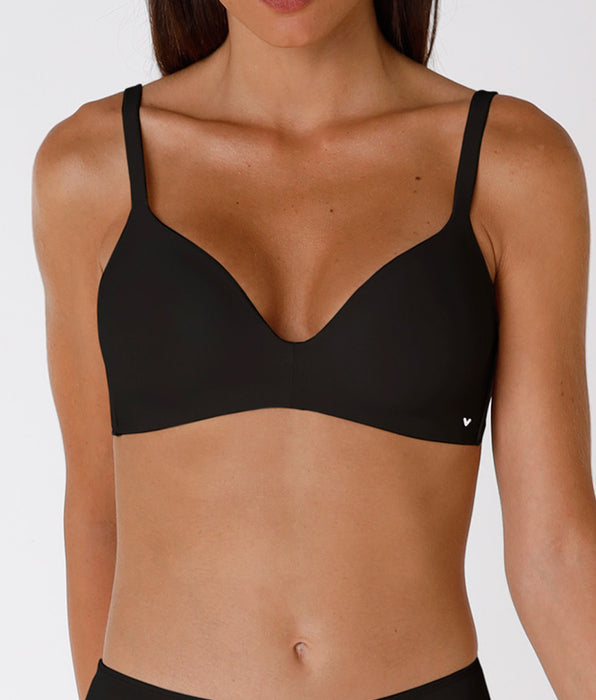 Lovable Invisible Lift Supreme wireless bra, black