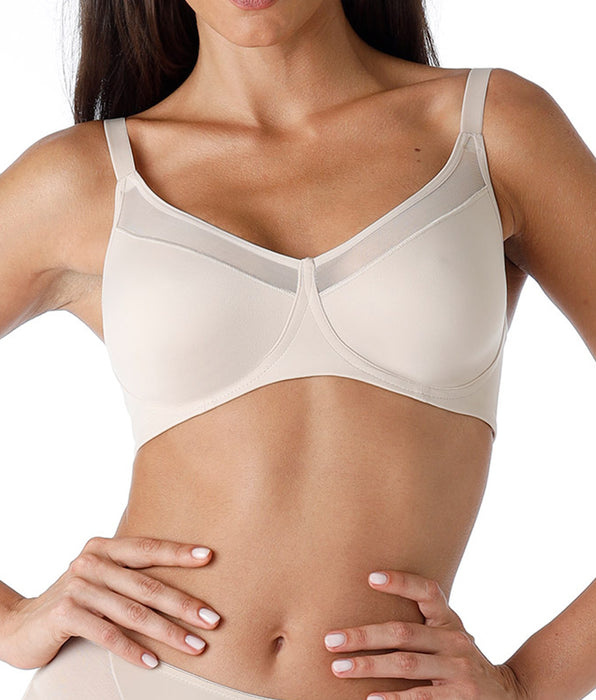 Lovable Generous Modern Shaping wireless bra in microfiber, skin
