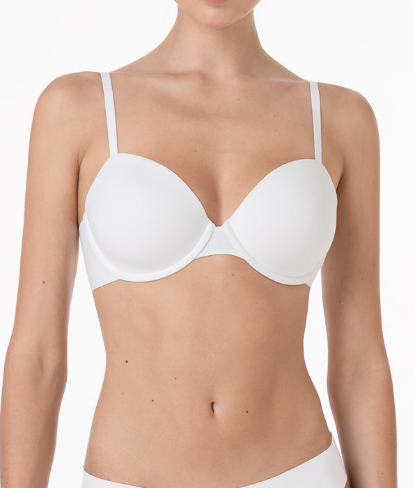 Lovable Underwire Bra Invisible Essence in microfiber, white
