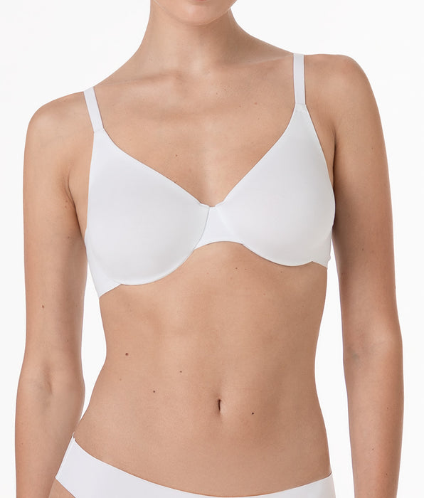 Lovable Underwire Bra Non-Padded Invisible Essence in microfiber, white