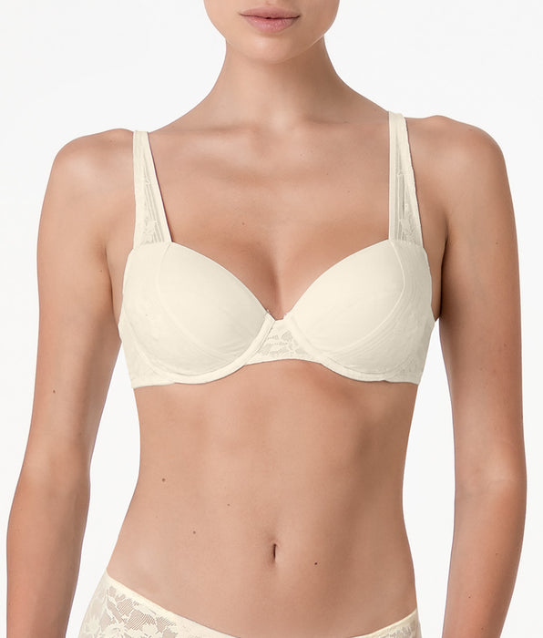 Lovable Blossom Lace Padded Underwired Bra in lace, ivory