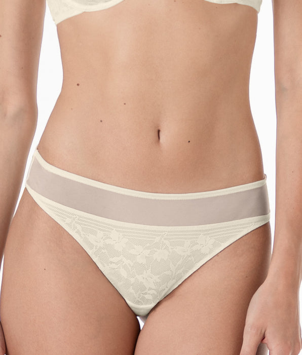 Lovable Blossom Lace Brazilian briefs in lace, ivory