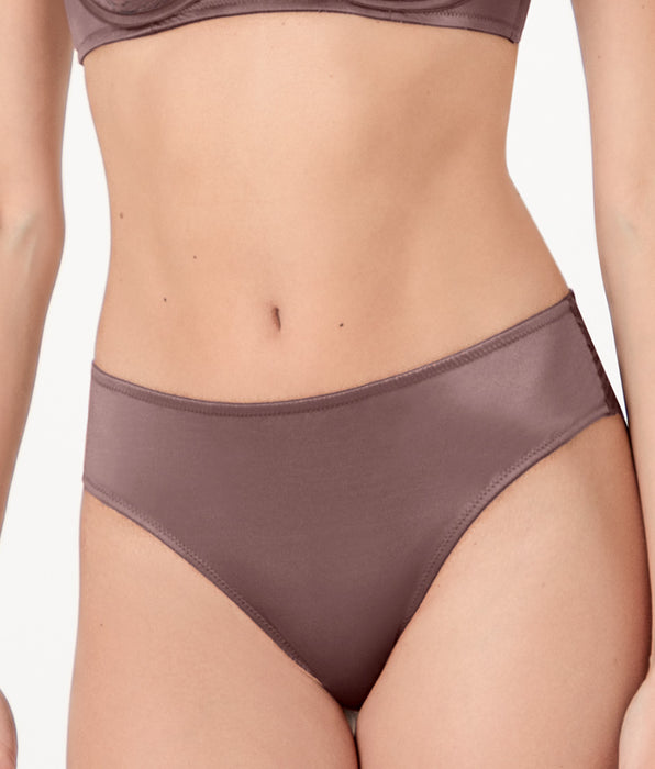 Lovable Blowball Lacy Micro briefs in microfiber and lace, hazelnut