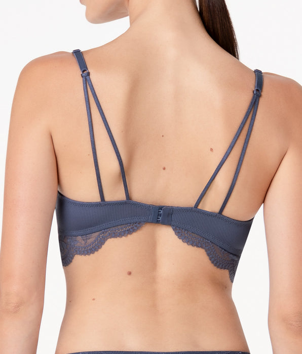 Lovable Casual Rib Lace padded wireless bra in microfiber and lace, powder blue