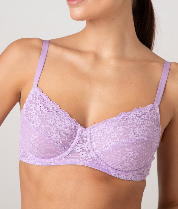 Lovable Underwired Balconette Bra Spring Lace in Lace, lavender