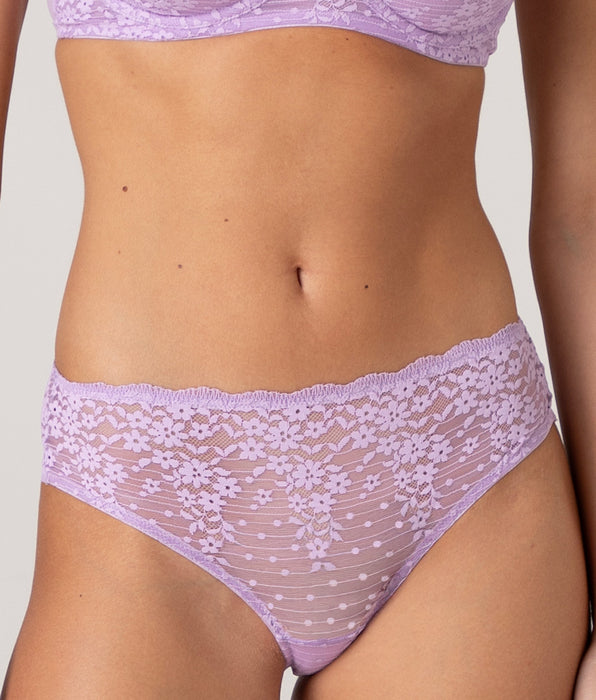 Lovable Briefs Spring Lace in Lace, lavender