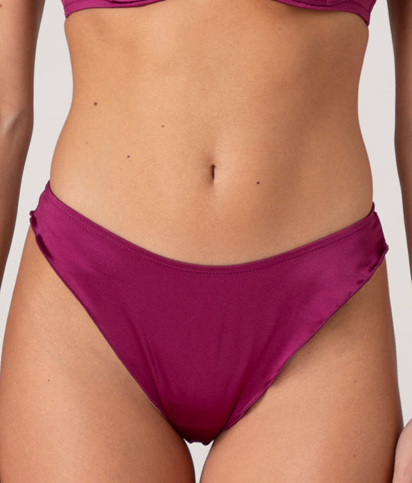 Lovable Brazilian Briefs Chic Micro in Microfibre, raspberry purple