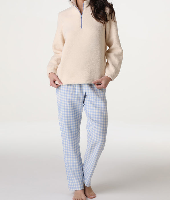 Lovable Homewear Closed with half zip in flannel and faux fur, white